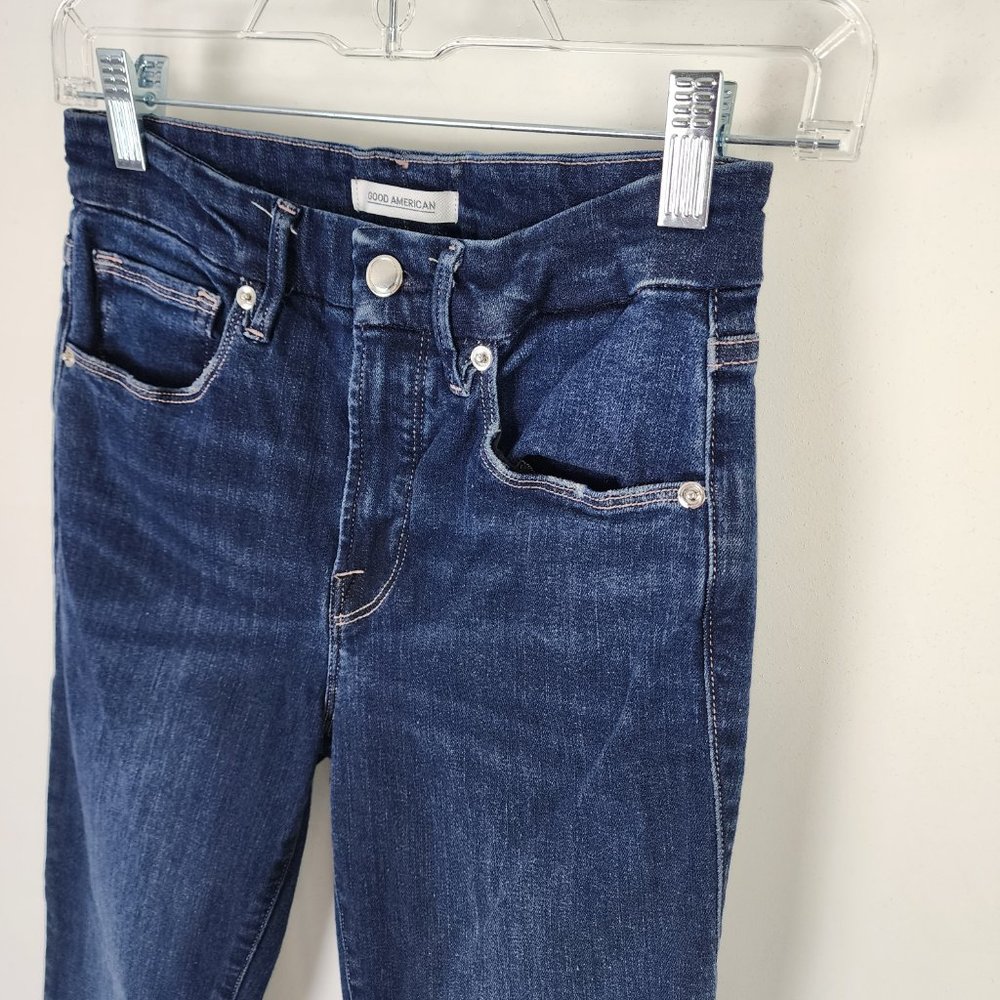 Good American Dark Wash Good Legs Crop Stretch Denim Jeans Size 4/27 - Picture 3 of 11